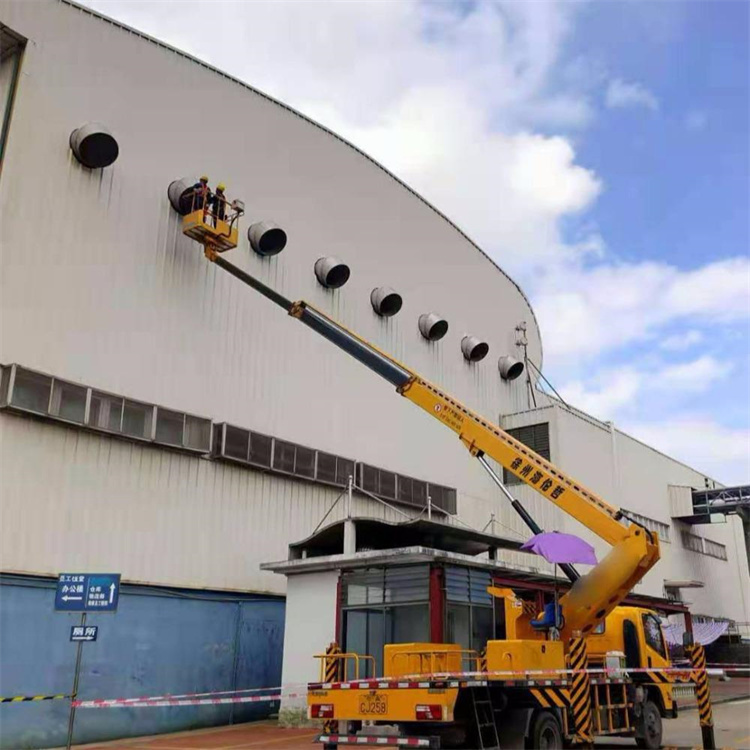 洪梅镇高空作业车出租服务：专业广告牌安装解决方案